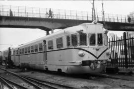 Automotor diésel 9405 modernizado, de la serie 9404 a 9406 de RENFE (ex MZA WE 401 - 404, y final...