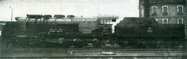 Locomotora de vapor posiblemente de la serie Renfe 240-2471 a 2475 y 2481 a 2550 (ex Oeste 2401 a...