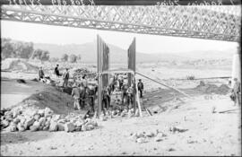 Sustitución del puente metálico sobre el río Zújar, en el km 308,089 de la línea de Madrid a Bada...