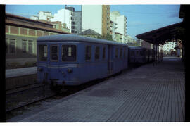 Material móvil de la serie C 414 del Ferrocarril de La Robla para el transporte de viajeros, dete...