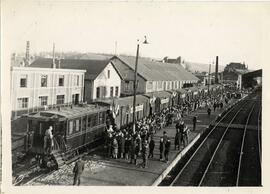 Tren exposición francés en una estación ELTEX