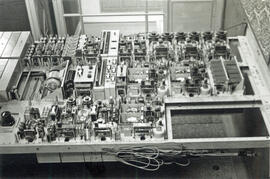 Bastidor de equipos eléctricos