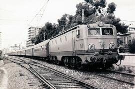 TÍTULO DEL ÁLBUM: RENFE 276