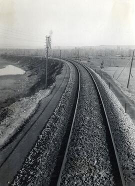 Vista de la renovación de vías realizada en el km 128,150 de la línea de Palencia a La Coruña, en...