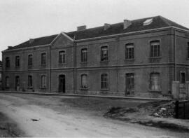 Estación de Sagunto - Anfiteatro de la línea de Calatayud a Valencia del Ferrocarril Central de A...