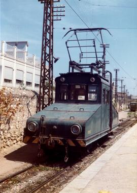 Locomotora eléctrica de maniobras Nº 4 de los Ferrocarriles de Vía Estrecha (FEVE). Construida po...