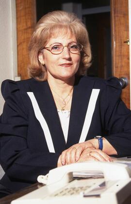 Personal de Conserjería de RENFE, Dolores Sierra Sierra, en la conserjería situada en el edificio...