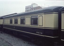 Transcantábrico, primer tren - hotel turístico español inaugurado en 1983 y bautizado como "...