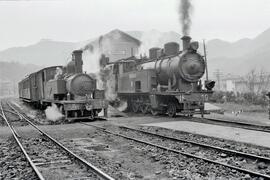 Estación de Iráuregui (Vizcaya) de la sección de Luchana a Valmaseda del Ferrocarril de la Robla ...