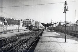 Estación de Badalona de la línea Barcelona-Término a Massanet-Massanas (vía Mataró)