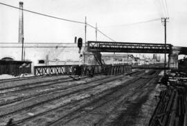 Puente de la Avenida del Bogatell en la línea de Barcelona-Término a Massanet-Massanas (vía Mataró)