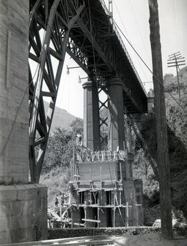 Viaducto de Las Puentes, en el km 96,965 de la línea de León a Gijón