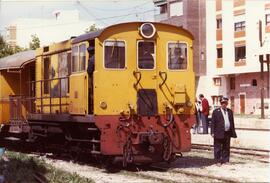 Composición del tren turístico “Limón Express” de los Ferrocarrils de la Generalitat Valenciana, ...