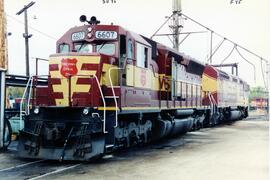 Noth Fond du Lac - Shops Yard. Vista de las locomotoras diésel WC-6607(SD45), ex BN y WC-6655 (F4...