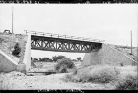 Puente nuevo de Benquerencia, en el km 13,356 de la línea de Almorchón a Belmez