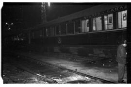 Expreso de Madrid - Príncipe Pío - Avilés / Coruña / Ferrol, último tren de la noche, a punto de ...