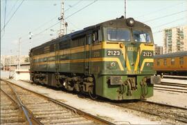 Locomotora diésel - eléctrica 321 - 023 - 4 de la serie 321 - 001 a 080 de RENFE, ex 2123 de la s...