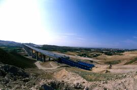 Viaducto doble sobre el río Huerva