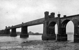 Puente Runcorn, cerca de Liverpool, construido en 1868.