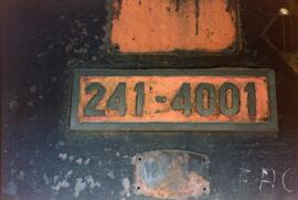Placa de matriculación de la locomotora de vapor 241 - 4001 de RENFE, ex Norte 4601 y fabricada e...