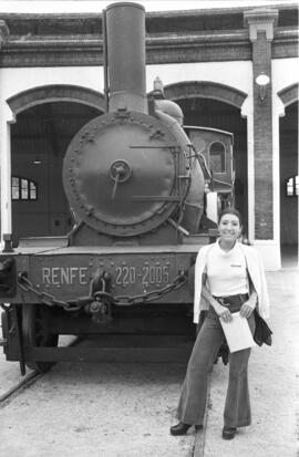 Exposición de material ferroviario en el depósito de la estación de Villanueva y Geltrú, con moti...