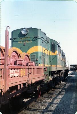 Locomotora diésel - eléctrica serie 313 - 032 - 5 (ex 1332)