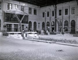 Renovación de vía y toperas en la estación de Madrid - Príncipe Pío de la línea de Madrid a Irún,...