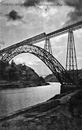 Puente de María Pía en Oporto.