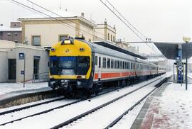 Electrotrenes de la serie 432 de RENFE, ex WMD 511 a 530, fabricada por CAF y MACOSA entre 1971 y...