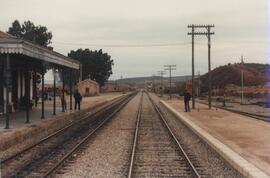 TÍTULO DEL ÁLBUM: [Fotografías relativas al cierre de la línea de Guadix a Almendricos y de las e...