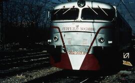 Locomotora diésel - eléctrica 352 - 003 - 8 "Virgen del Perpetuo Socorro" de la serie 3...