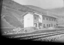 Estación de Cobas o Covas de la línea de Palencia a La Coruña, situada en el municipio de Rubiana...