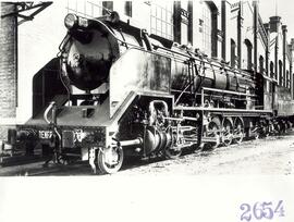 Locomotora de vapor tipo 151 nº 5001 "Santa Fe" con ténder, de la serie 151 - 3101 a 31...
