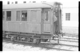 Coche de viajeros de 1ª clase AA 812 de la serie AA 811 a 814 de RENFE, ex Norte serie AA fhv 811...