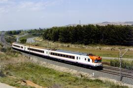 Electrotrenes de la serie 432 de RENFE, ex WMD 511 a 530, fabricada por CAF y MACOSA entre 1971 y...