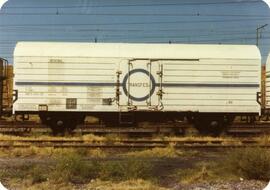 Vagón cerrado TRANSFESA / Interfrigo con numeración 14 RIV 71 RENFE 083 - 5 - 400 - 1