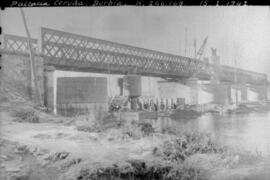 Puente sobre el río Burbia, situado en el km 266,168 de la línea de Palencia a La Coruña