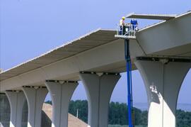 Construcción de un puente en la línea Madrid-Barcelona-Frontera Francesa