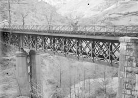 Puente de Congostinas, en el km 98,710 de la línea de León a Gijón
