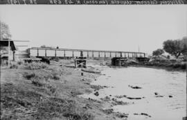 Puente sobre el río Ayuela, situado en el km 42,698 de la línea de Aljucén a Cáceres