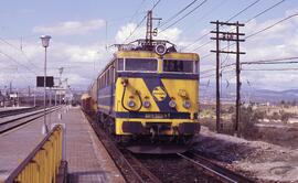 Locomotoras eléctricas de la serie 269 - 201 a 221 y 222 a 331 de RENFE, fabricadas por CAF, MACO...