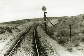TÍTULO DEL ÁLBUM : Parte semestral de obras / Red Nacional de los Ferrocarriles Españoles. Vía y ...