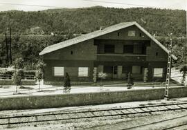 Viviendas de personal ferroviario en Mataró, pertenecientes al proyecto de electrificación del &q...
