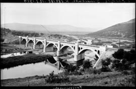 Sustitución del puente metálico sobre el río Guadalmez, en el km 289,182 de la línea de Madrid a ...