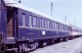 Coche cama WL 3520 de la serie WL 3496 a 3555 de CIWL, construida en 1929 en Francia, formando pa...