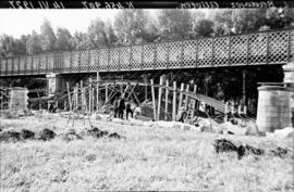 Sustitución de puentes metálicos, situado en el km 456,907. Línea Madrid a Badajoz. Puente Aljucén.