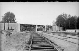 Obras en paso superior en Aranjuez de la línea Madrid-Alicante