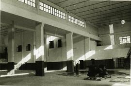 Interior del almacén del depósito de tracción eléctrica de León, en la línea de Palencia a A Coruña.