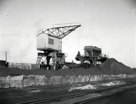 Construcción del nuevo depósito de automotores de la estación de Madrid - Cerro Negro de la línea...