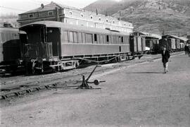 Composiciones de viajeros y mercancías en la estación de Ripoll